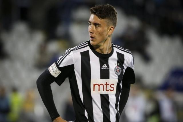 中场休息时 中场休息时