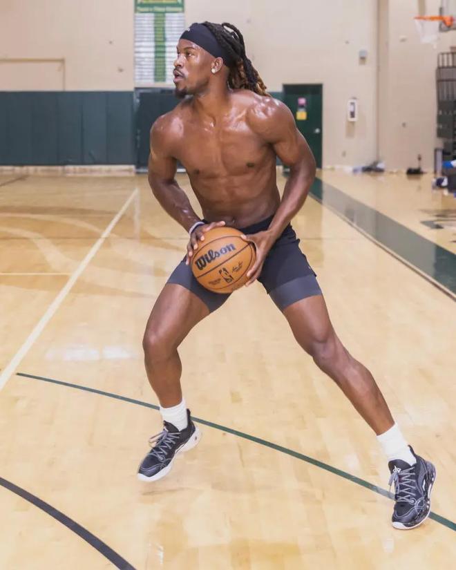 俊晖和奥沙 俊晖和奥沙