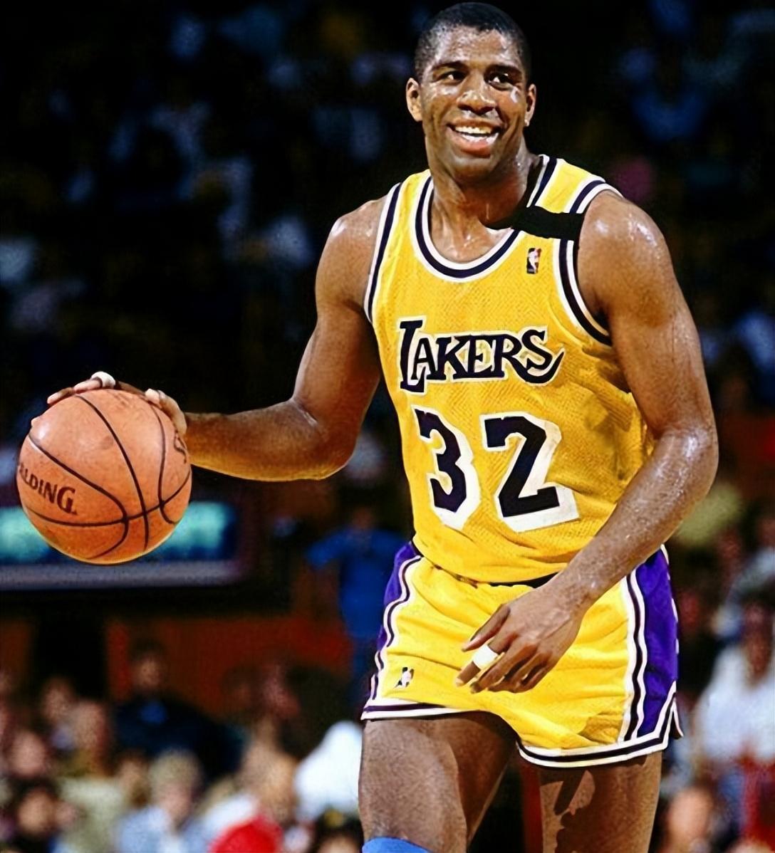 他被评为世 他被评为世