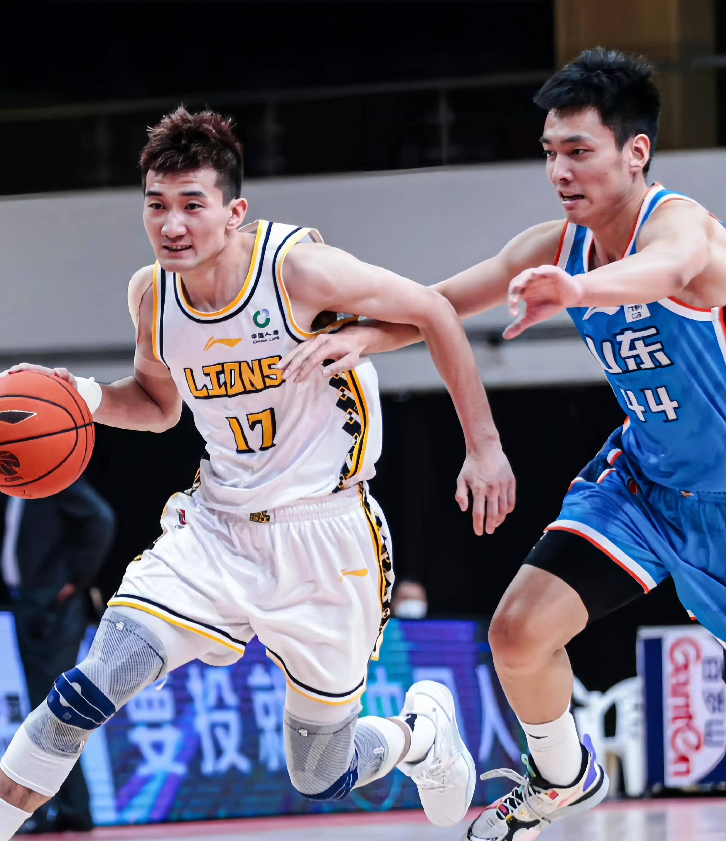 他的持续冲 他的持续冲