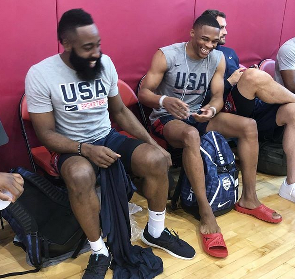 害与团战存 害与团战存